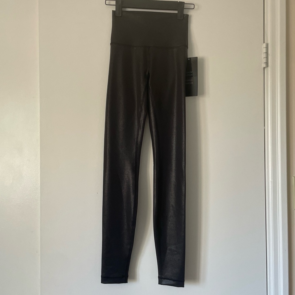 Lululemon Wunder Train size 2 HR 25” Foil NWT
